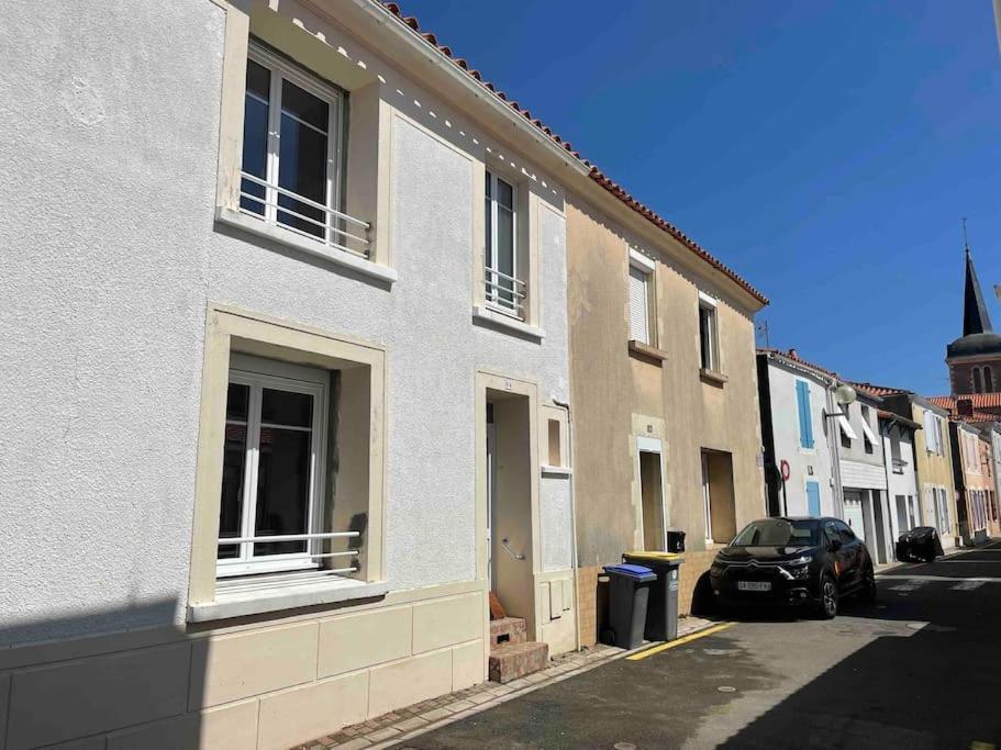 Maison Proche Plages, Port Et Tous Commerces Les Sables-dʼOlonne Exterior foto